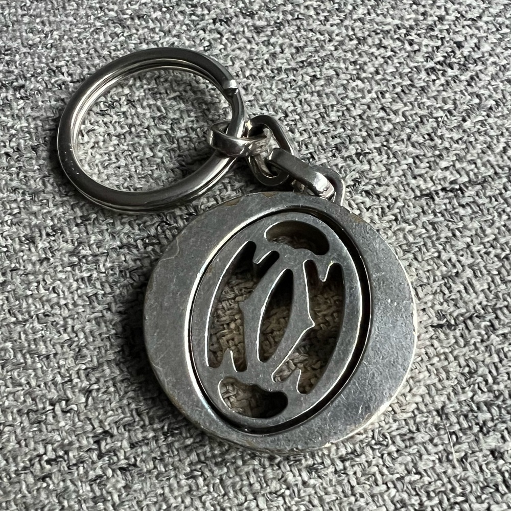 Cartier stainless steel pivoting Double C key ring - Picture 5 of 9
